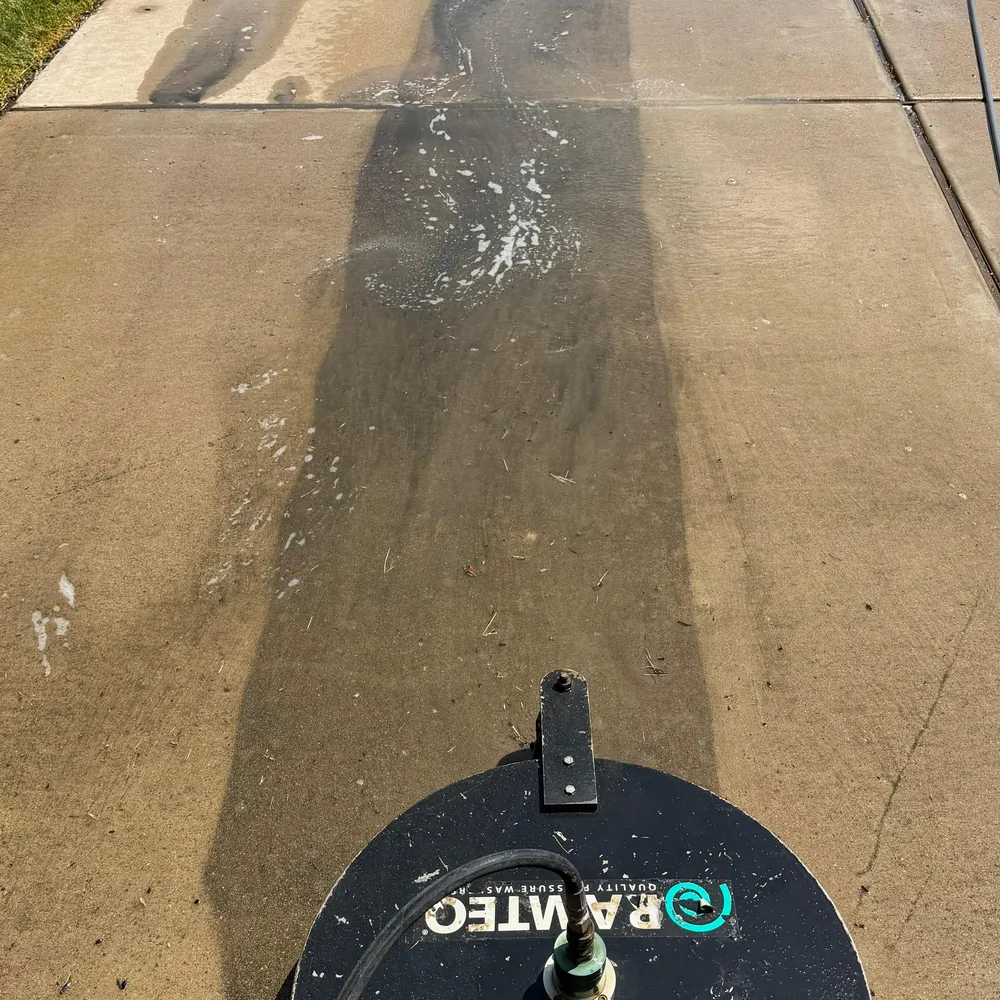 A CyFair Window Cleaning job: driveway
